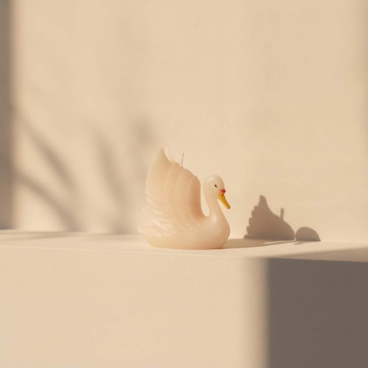 Swan Candle